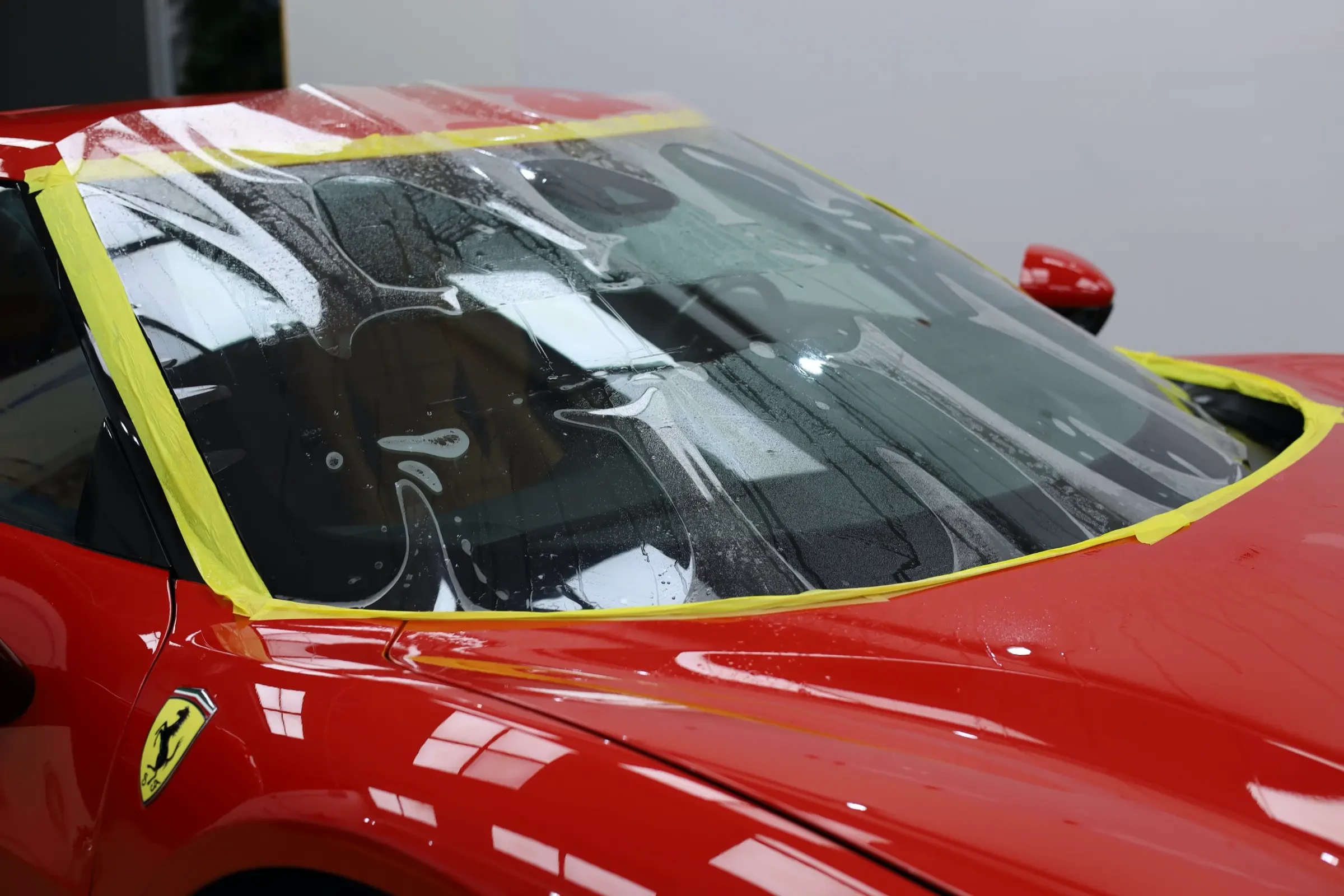 2021 Wdrożenie folii ochronnych do szyb czołowych