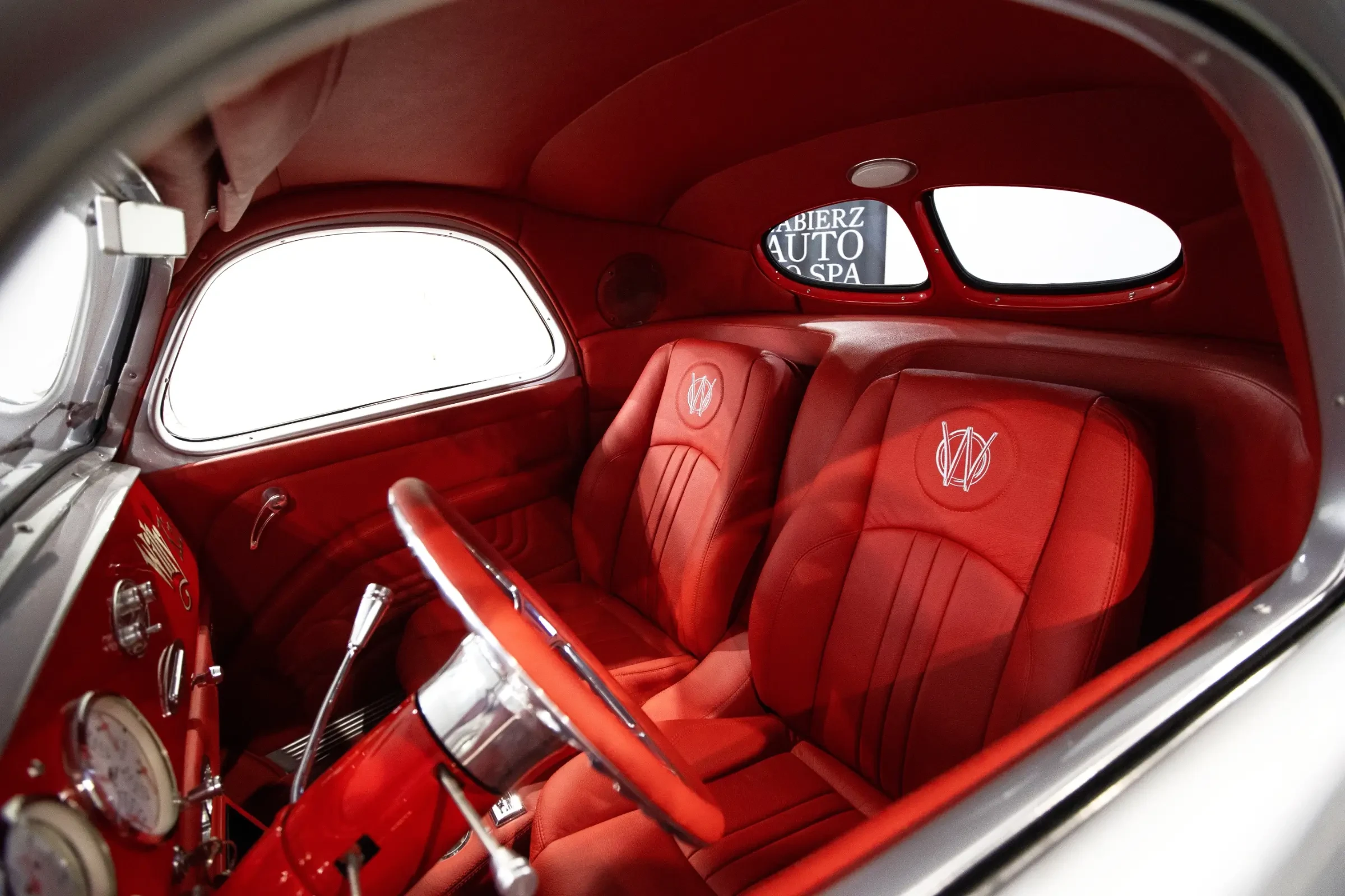 2012 Renowacja i lakierowanie tapicerki skórzanej na 101%